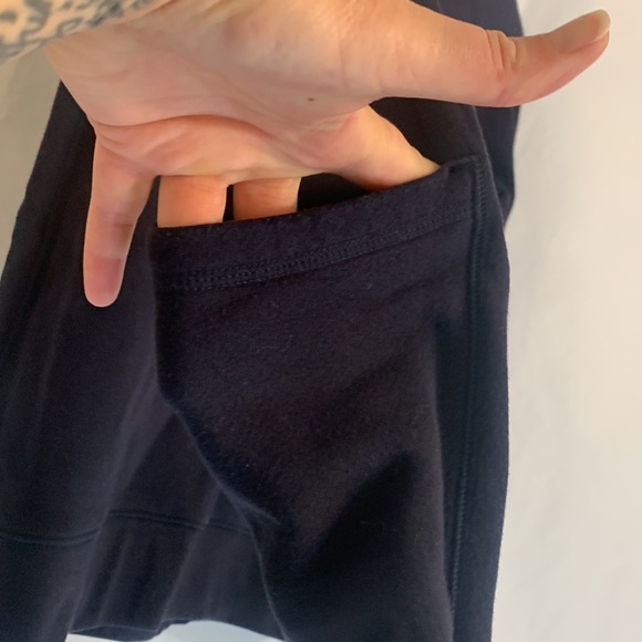 JOSEPH SWEATSHIRT SIZE SMALL - Picture 7 of 8